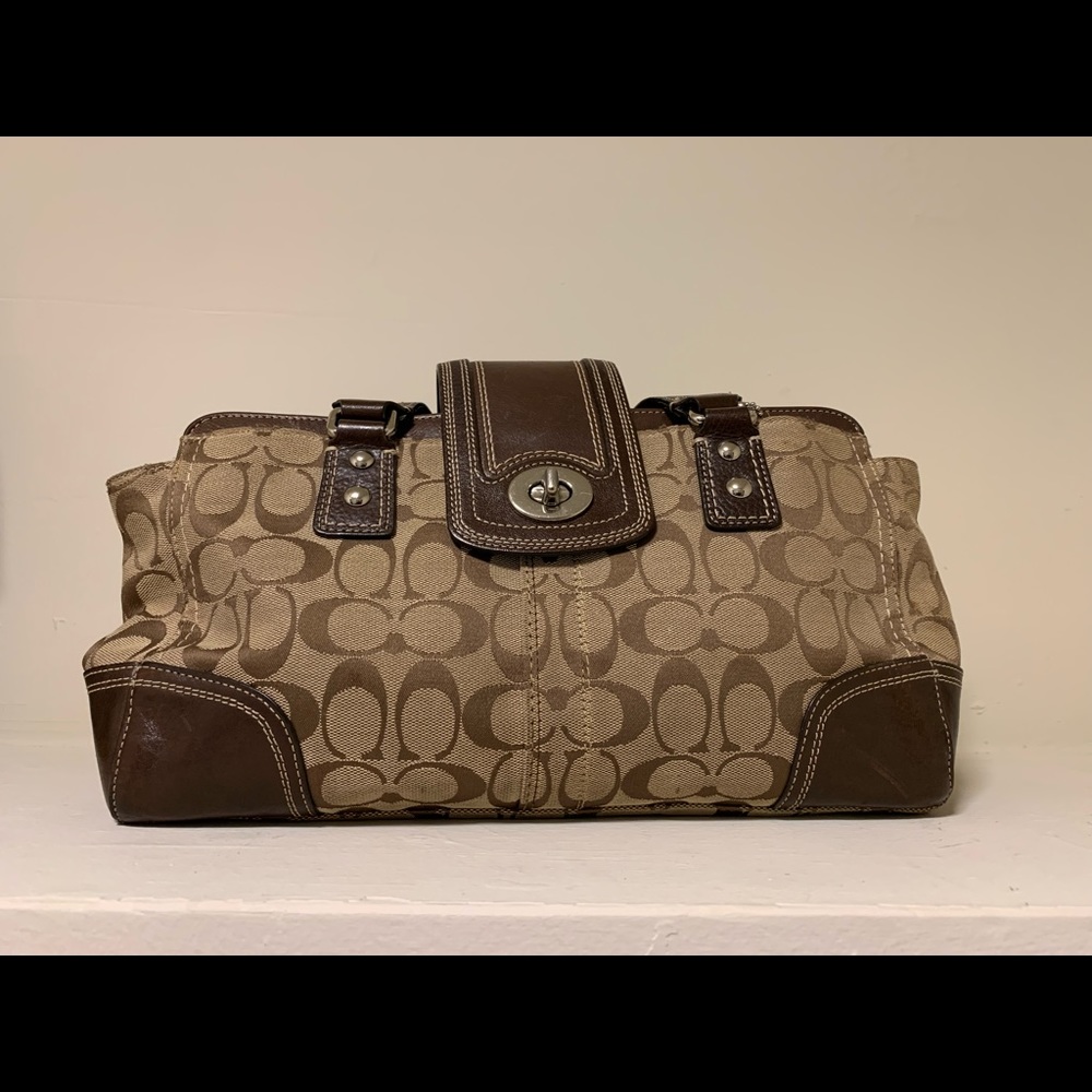 Signature Coach New York Hamptons Carryall